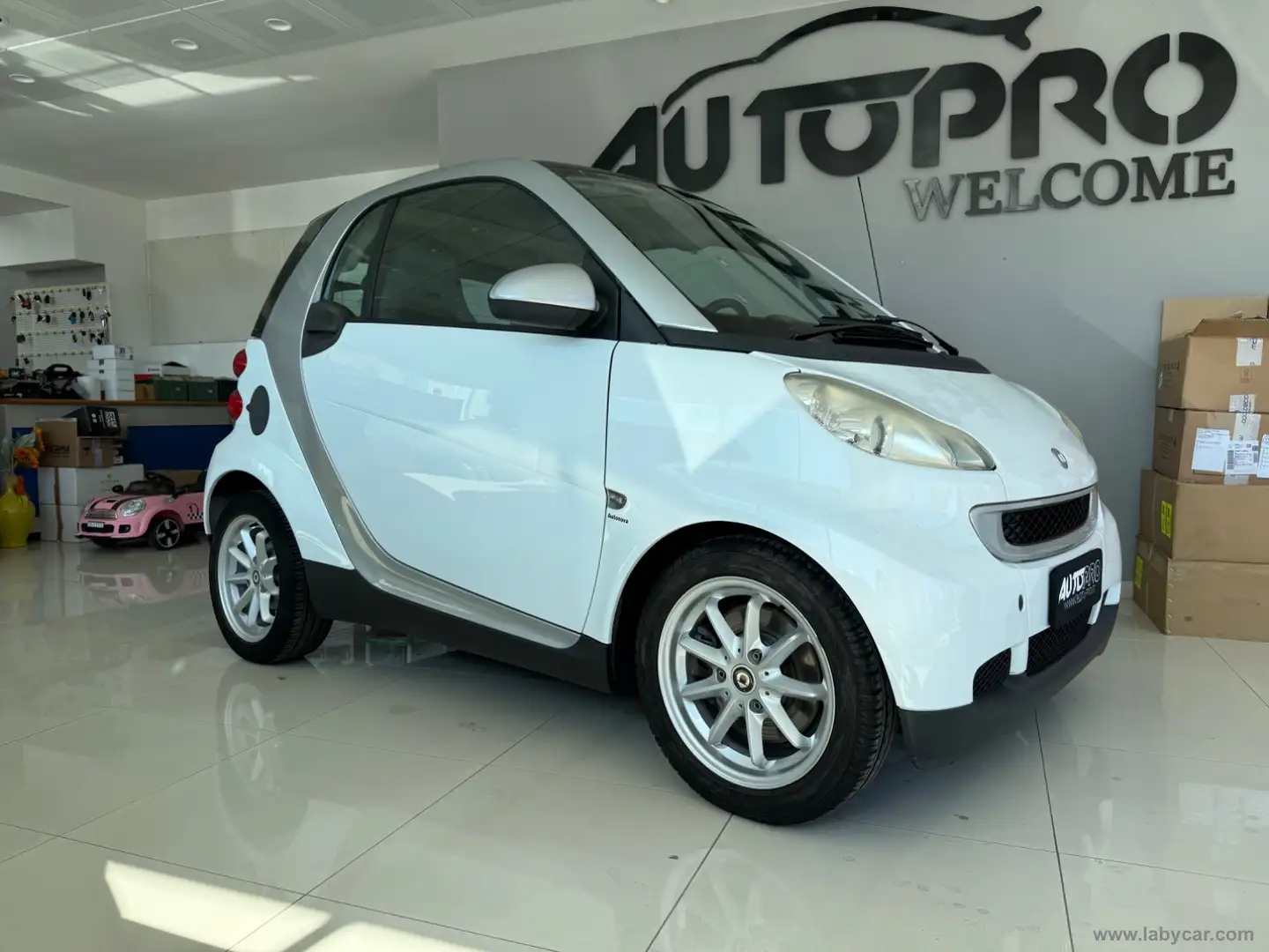 smart forTwo 1000 52 kW MHD coupé pure Bianco - 2