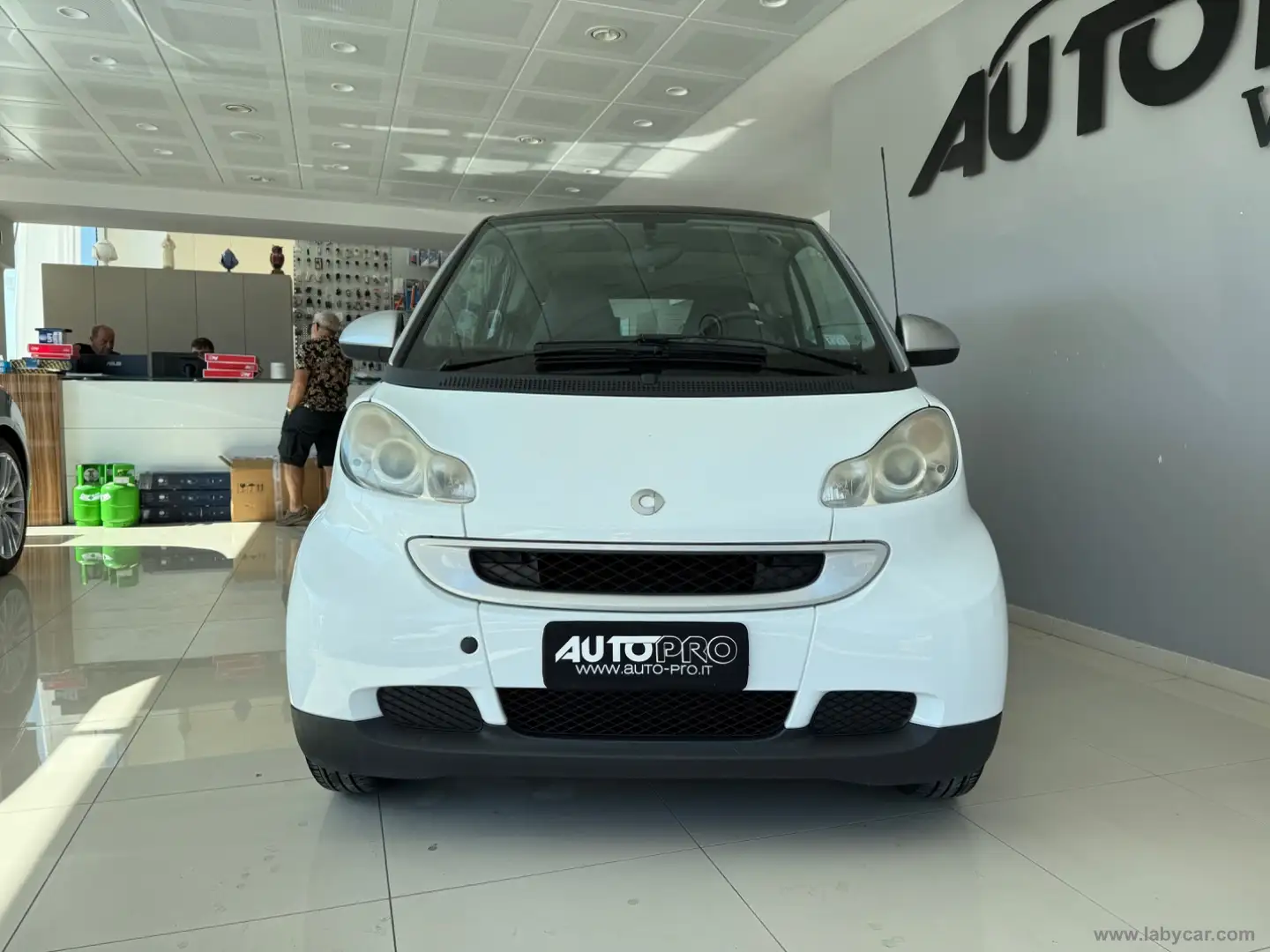 smart forTwo 1000 52 kW MHD coupé pure Bianco - 1