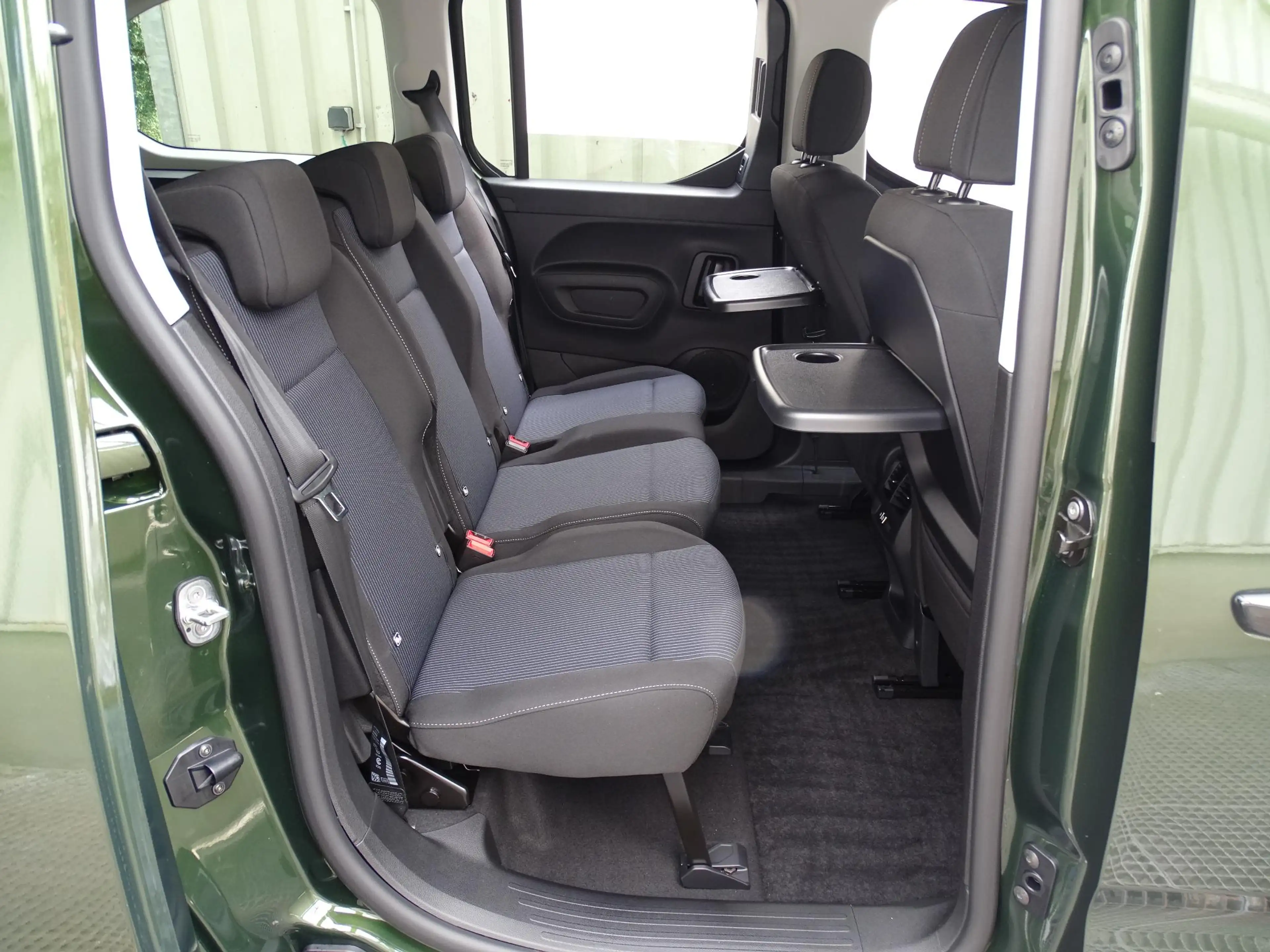 Fiat Qubo L 1.5 BlueHDI 130 S&S AT La Prima Long 7 seats gps — photo 14