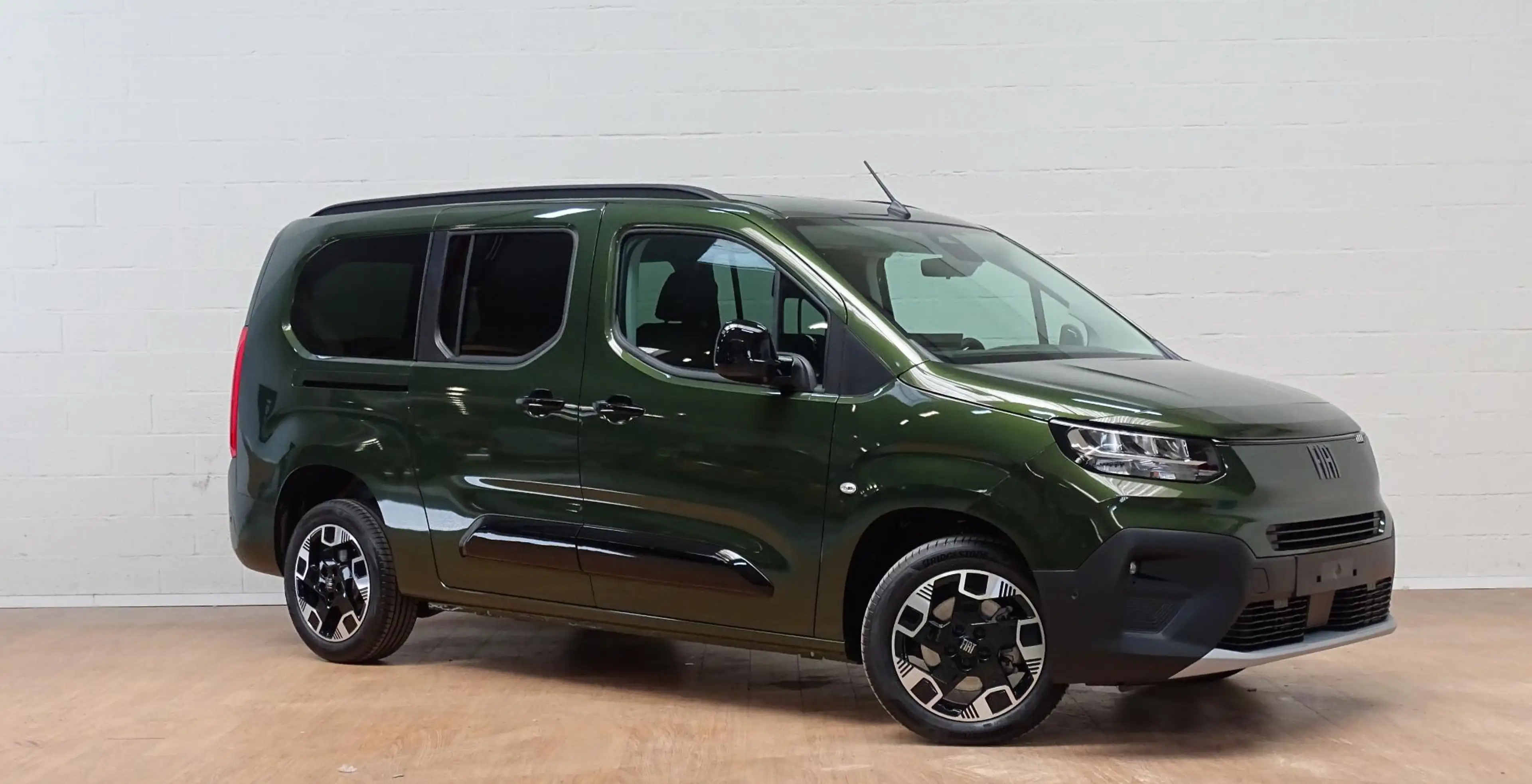 Fiat Qubo L 1.5 BlueHDI 130 S&S AT La Prima Long 7 seats gps — photo 2