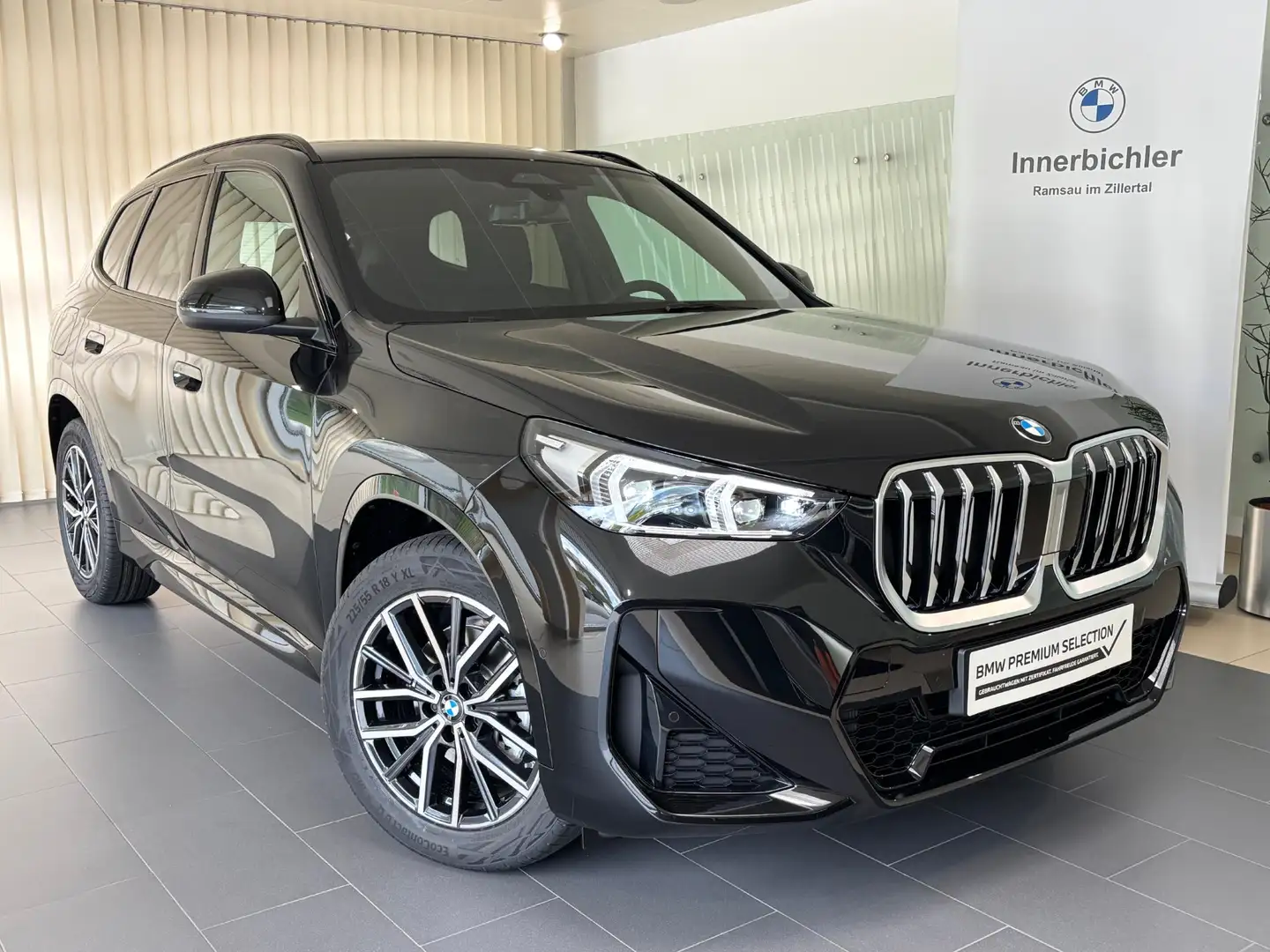 BMW X1 X1 sDrive18i Noir - 1