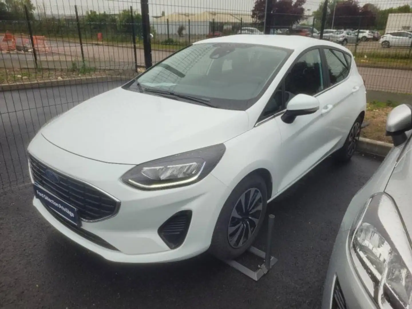 Ford Fiesta 1.0 Flexifuel 95ch Titanium Business 5p White - 1