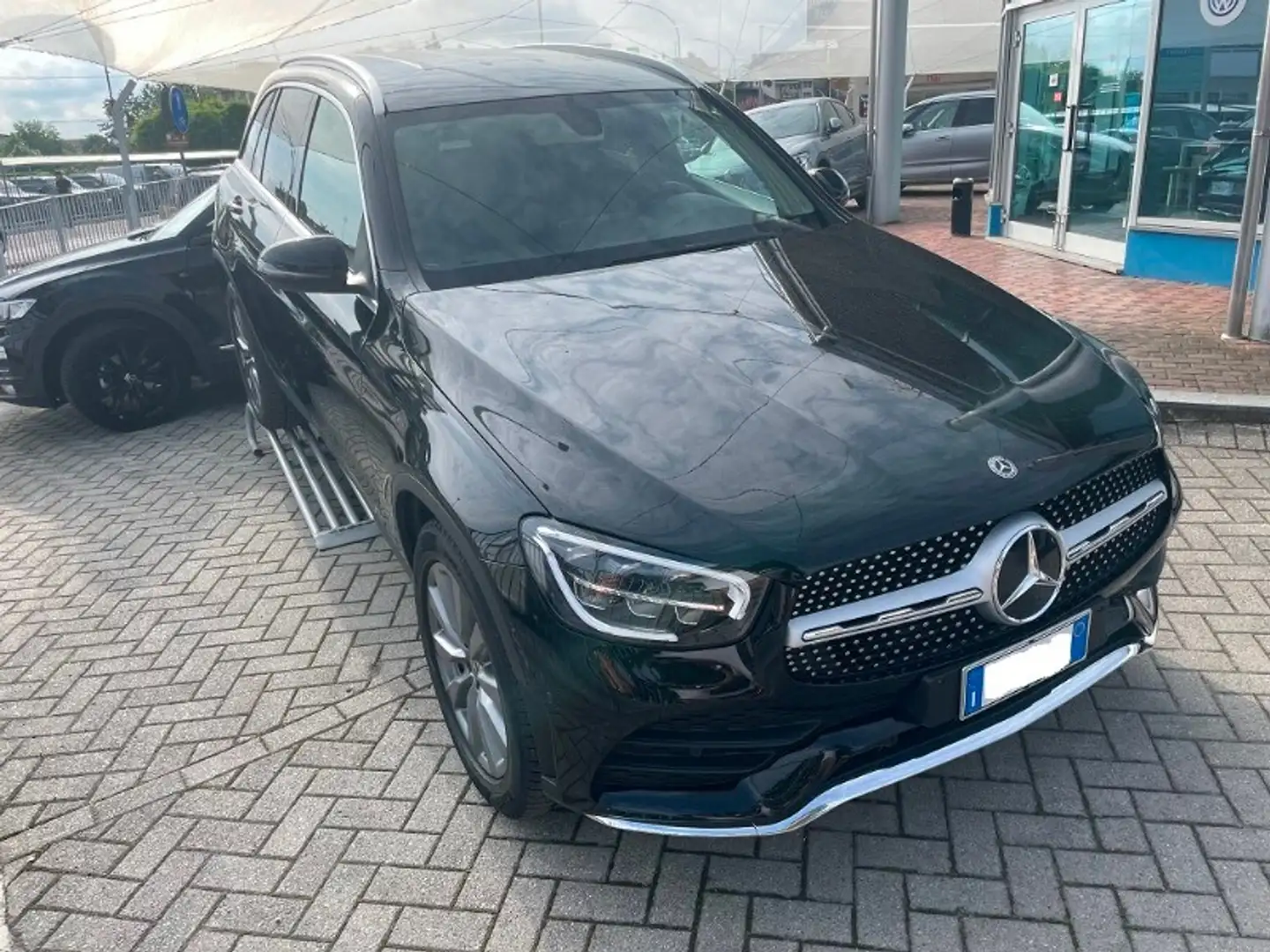Mercedes-Benz GLC 220 GLC 220 d 4Matic Premium Schwarz - 2