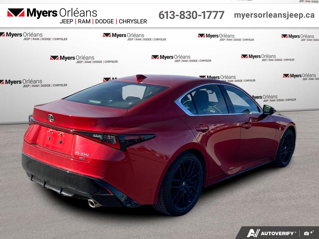2022 Lexus IS Sedan