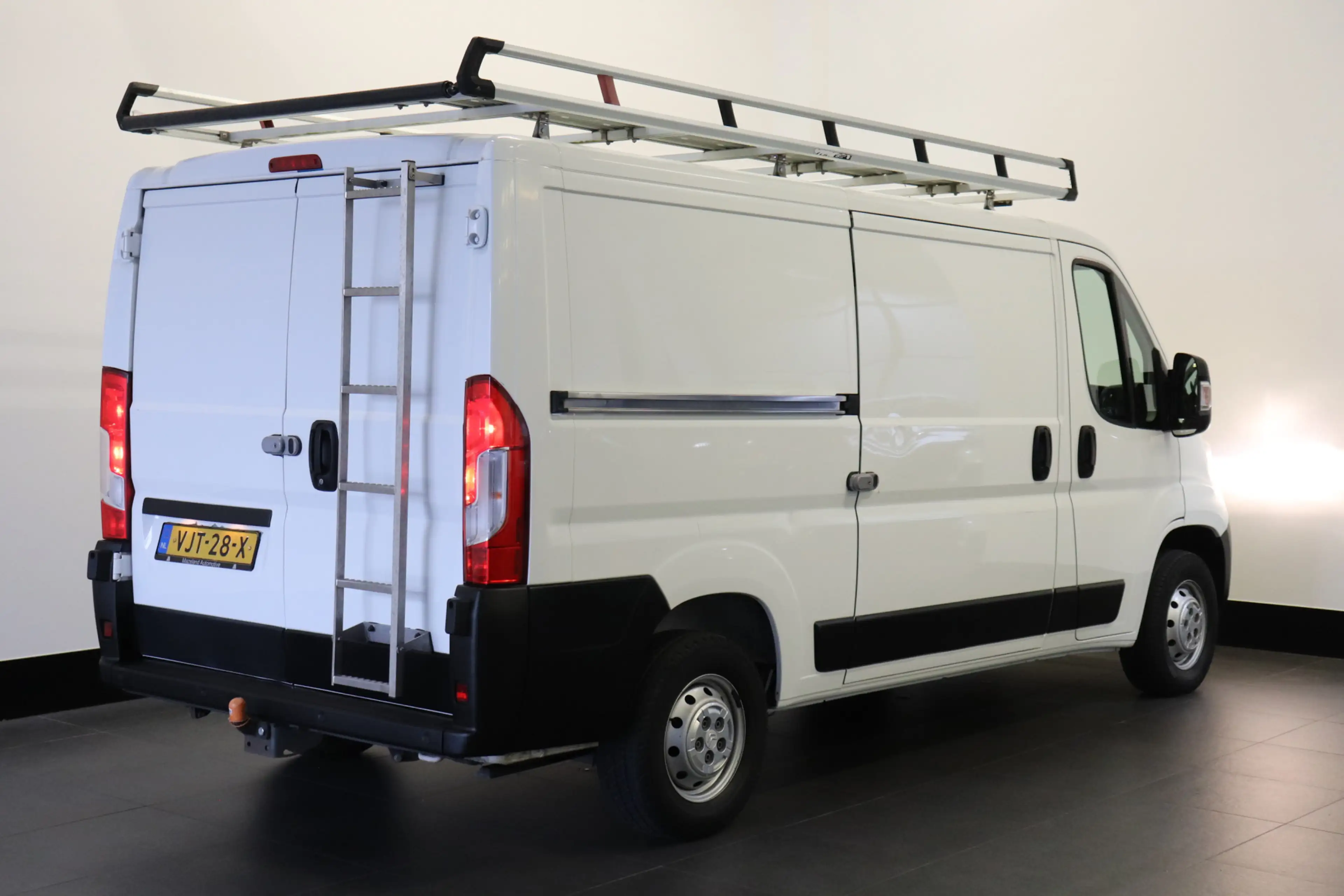Citroen Jumper 2.2 BlueHDi 120PK L2H1 EURO 6 - Airco - Navi - Cru — photo 2