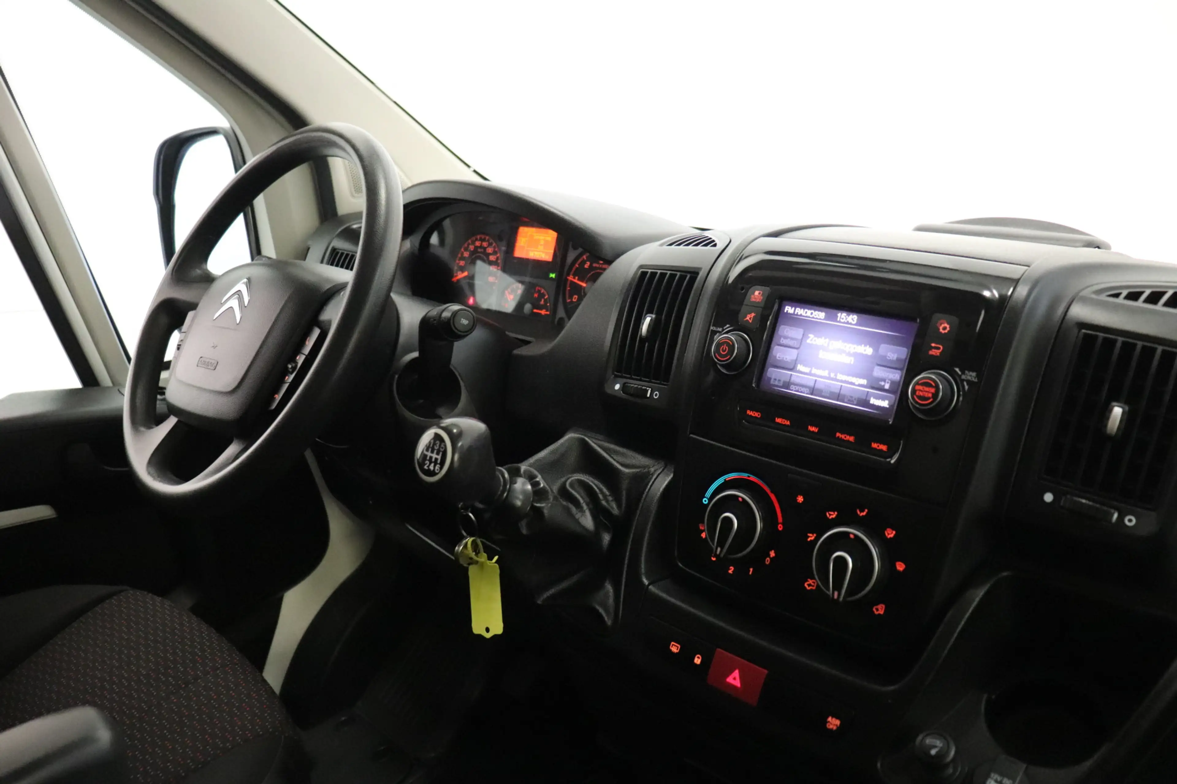 Citroen Jumper 2.2 BlueHDi 120PK L2H1 EURO 6 - Airco - Navi - Cru — photo 3