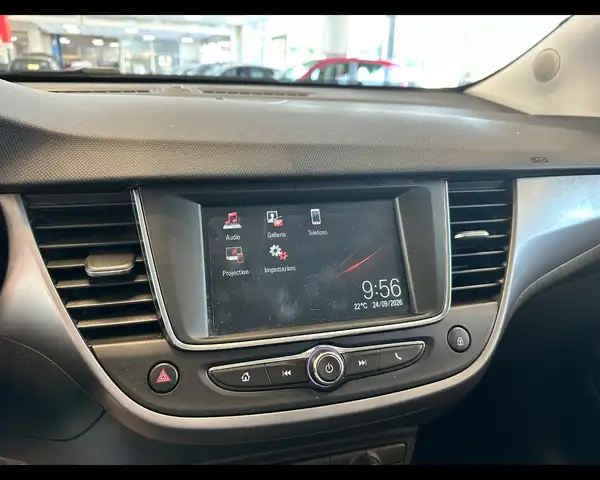 Opel Crossland view 12