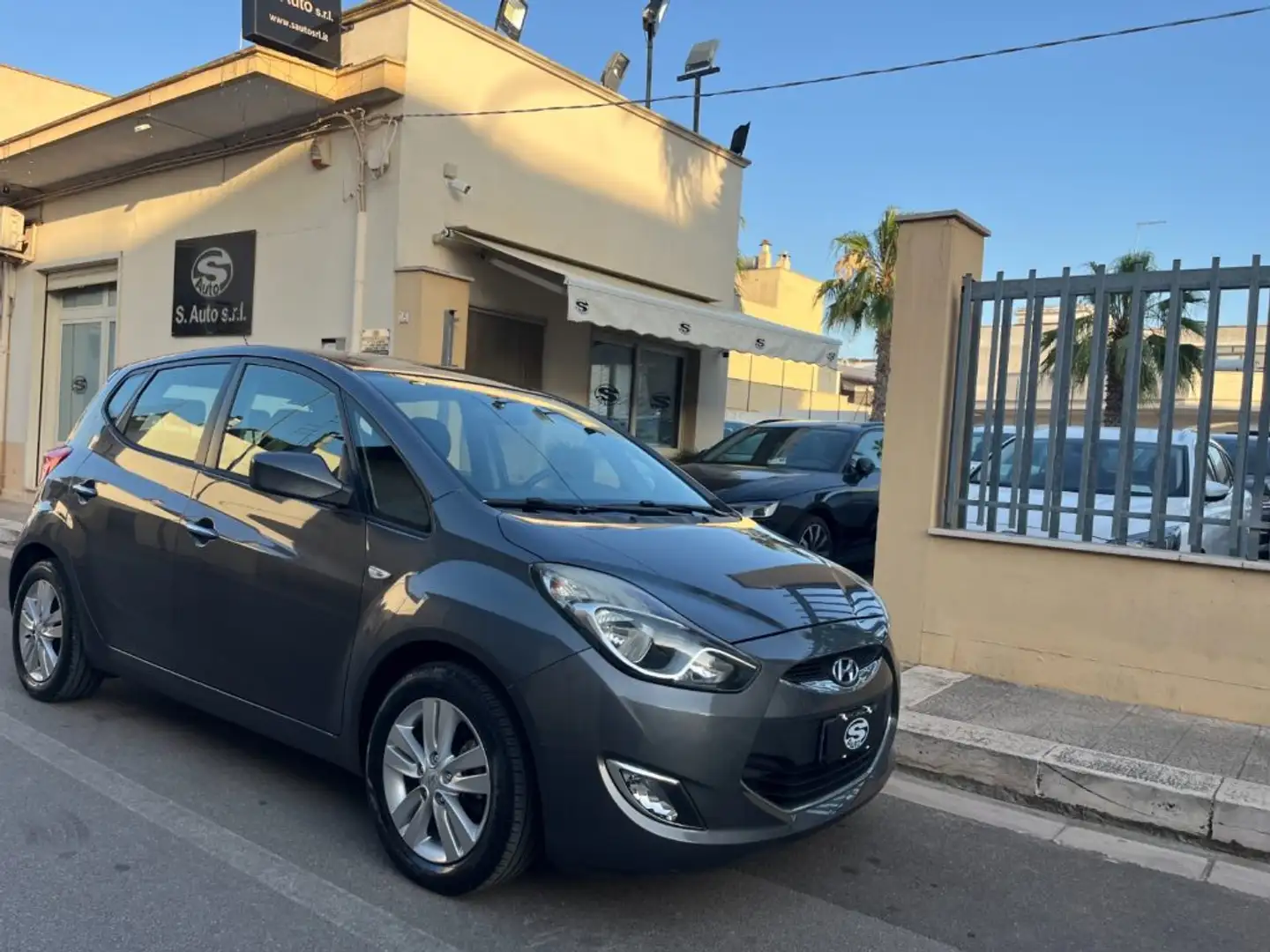 Hyundai iX20 1.4 90 CV Comfort Grigio - 1