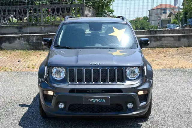 Jeep Renegade view 16