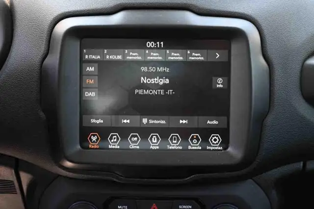 Jeep Renegade view 14