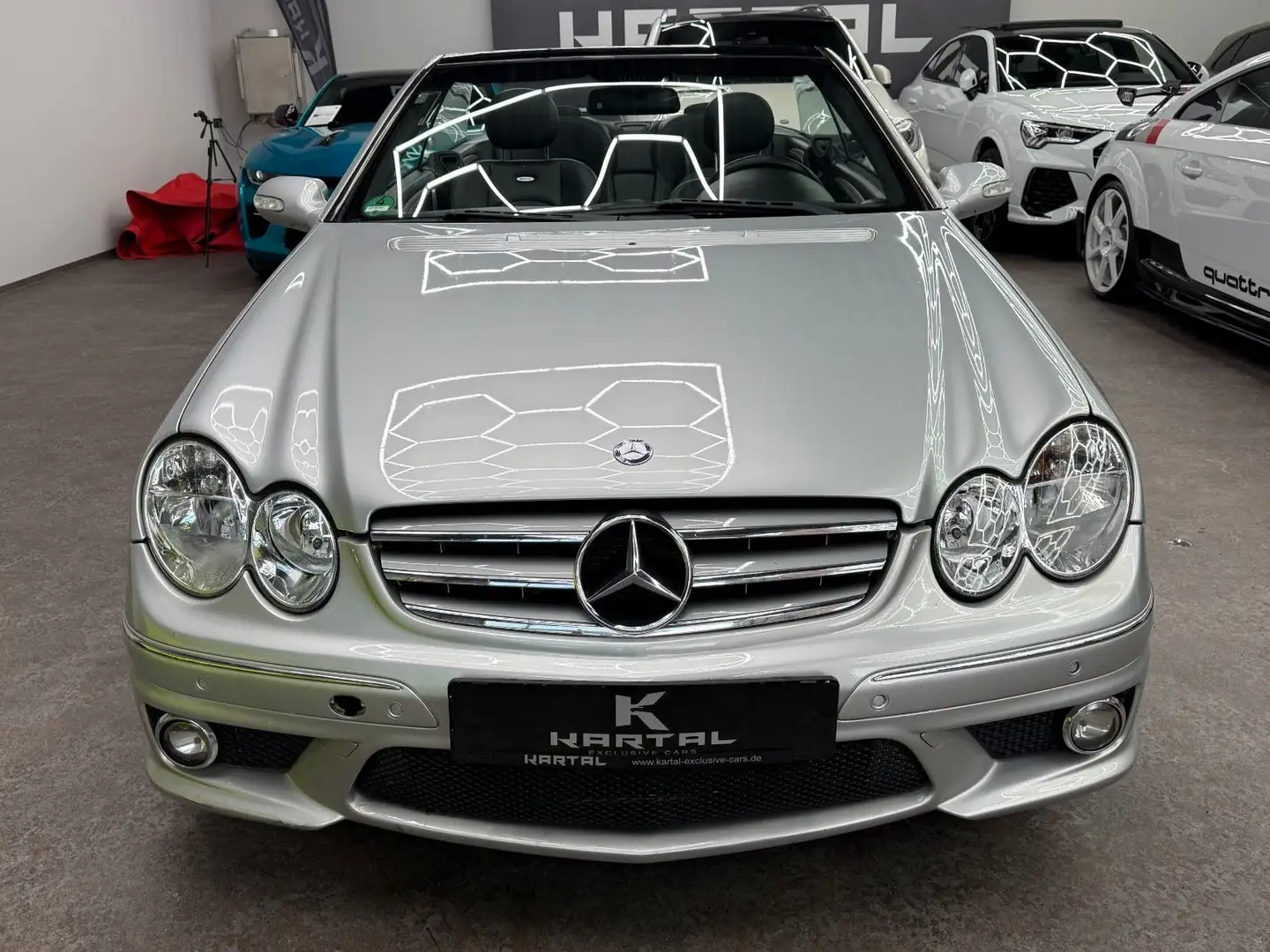 Mercedes-Benz CLK 63 AMG Cabrio 6.3 V8 Plateado - 1