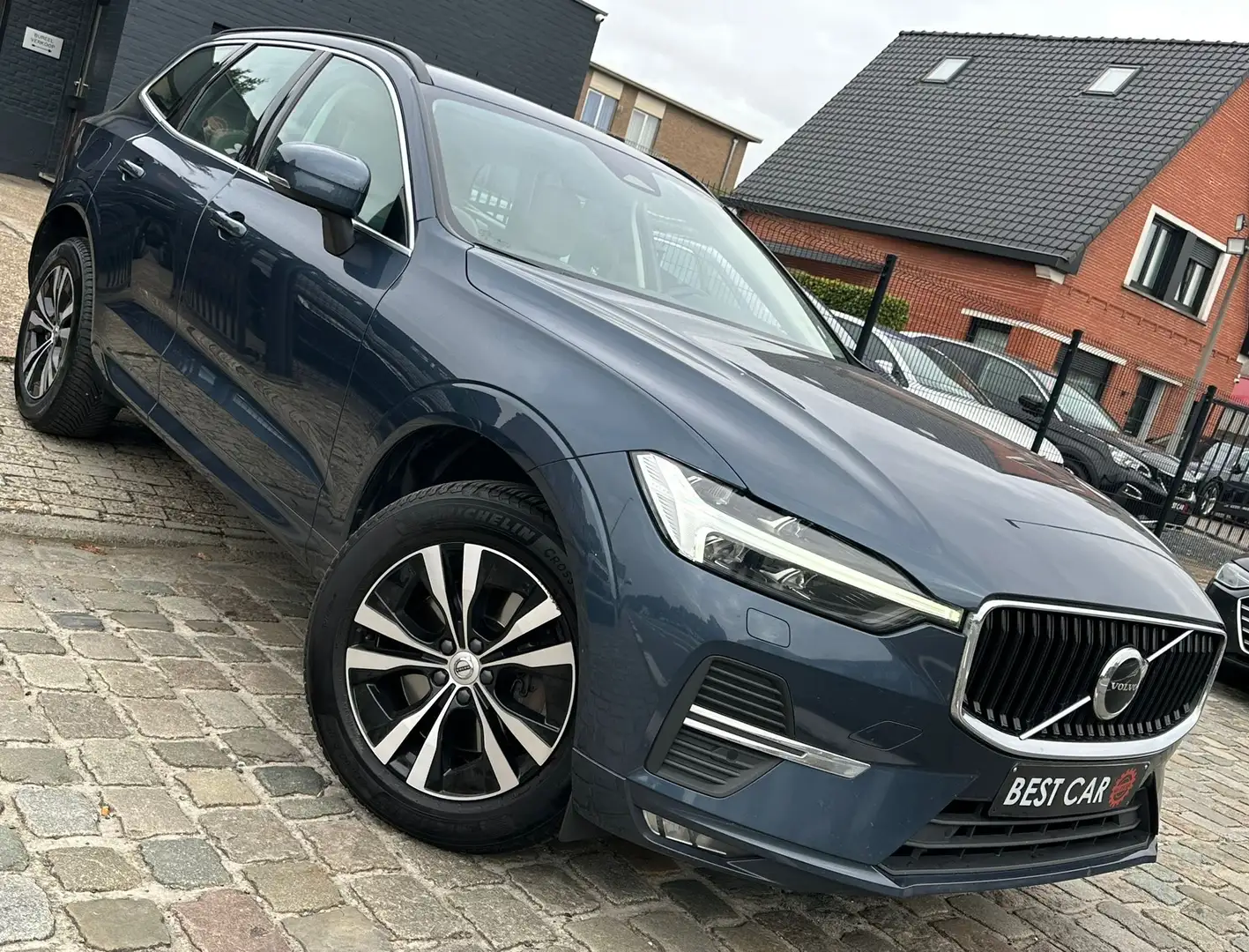 Volvo XC60 B4 Mild Hybrid Blauw - 2