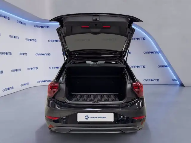 Volkswagen Polo view 18