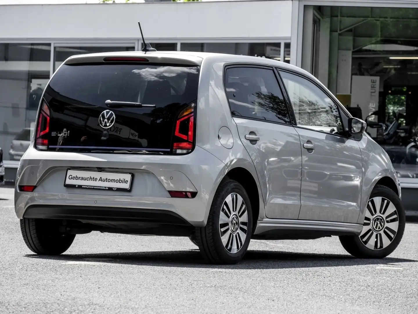 Volkswagen e-up! VW-e-up!+DAB+KLIMA+RADIO+15" Gris - 2