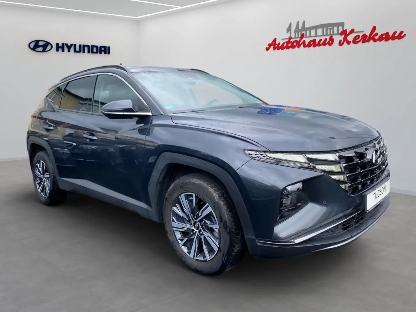 Hyundai TUCSON 1.6 T-GDi HEV 2WD Trend Grijs - 2