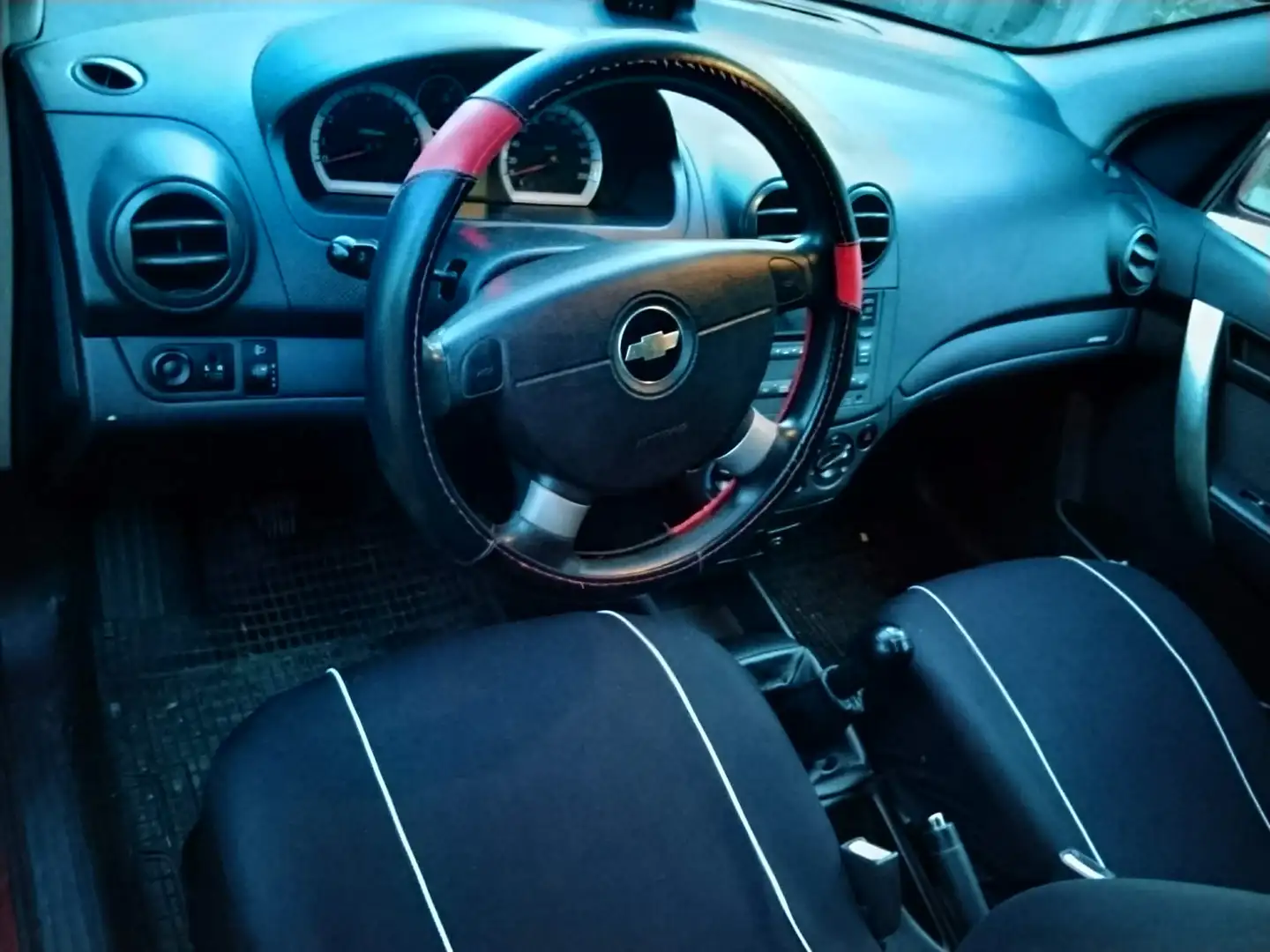 Chevrolet Aveo Aveo 1,2 LS LS Rot - 1