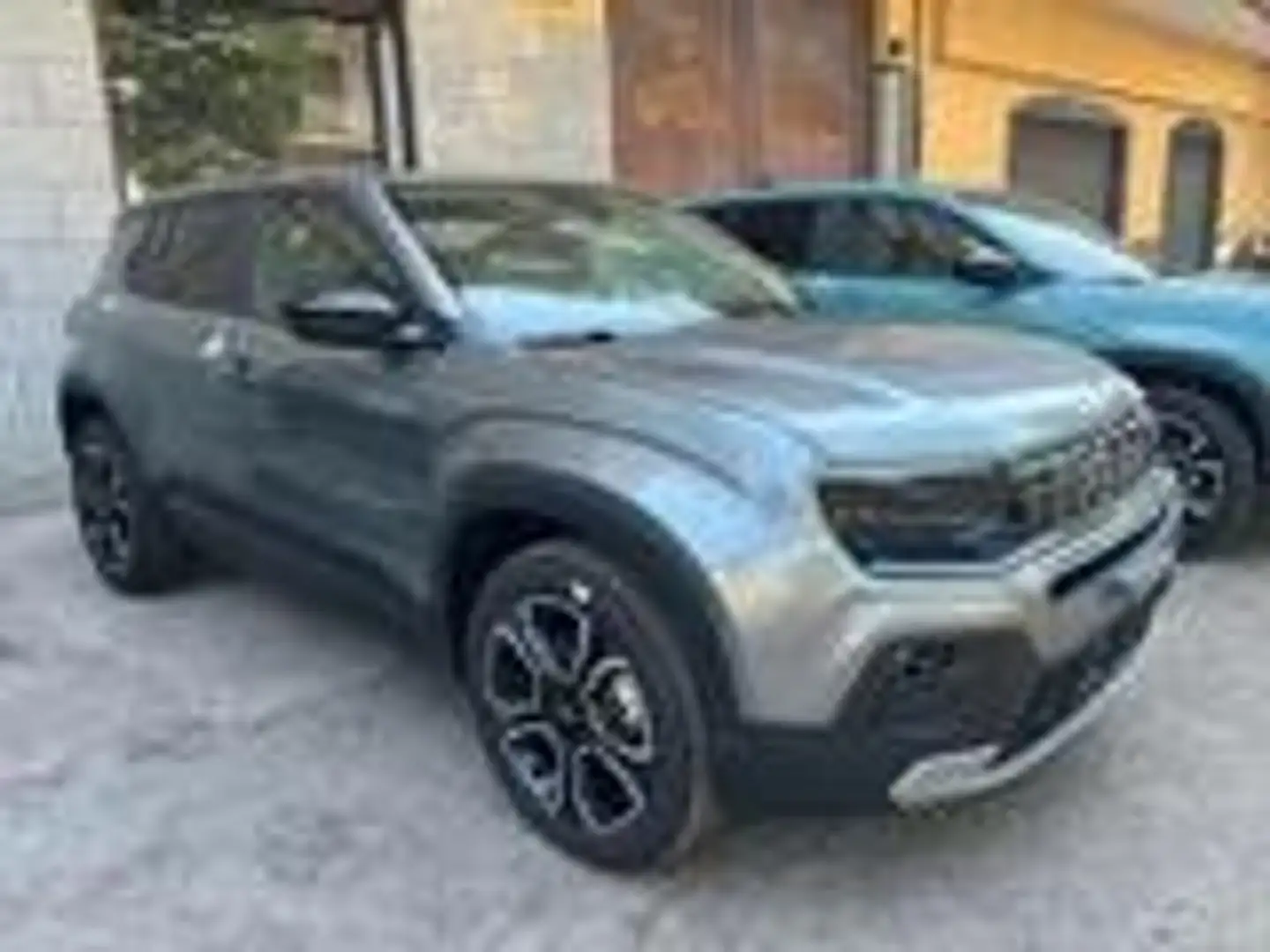 Jeep Avenger summit Grigio - 2