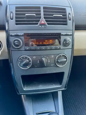 Mercedes-Benz A-Class view 3