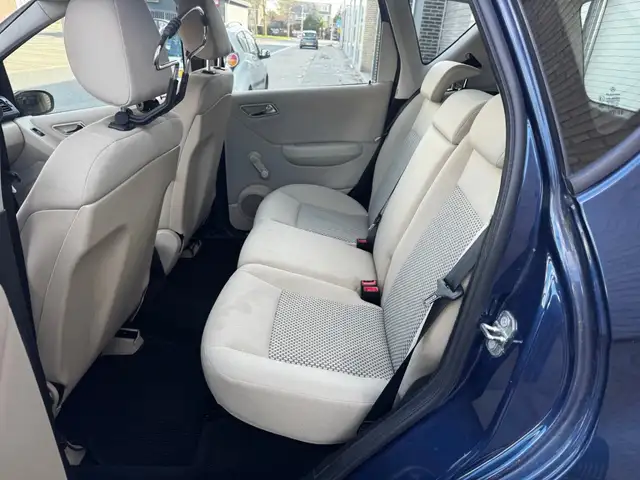 Mercedes-Benz A-Class view 12