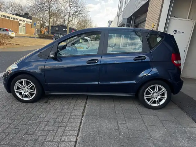Mercedes-Benz A-Class view 14