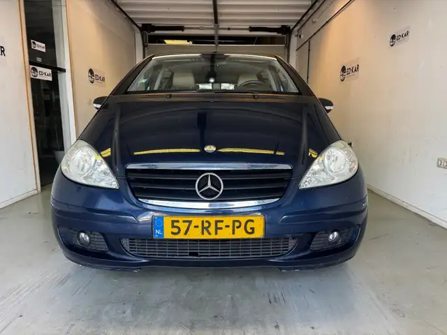 Mercedes-Benz A-Class view 4
