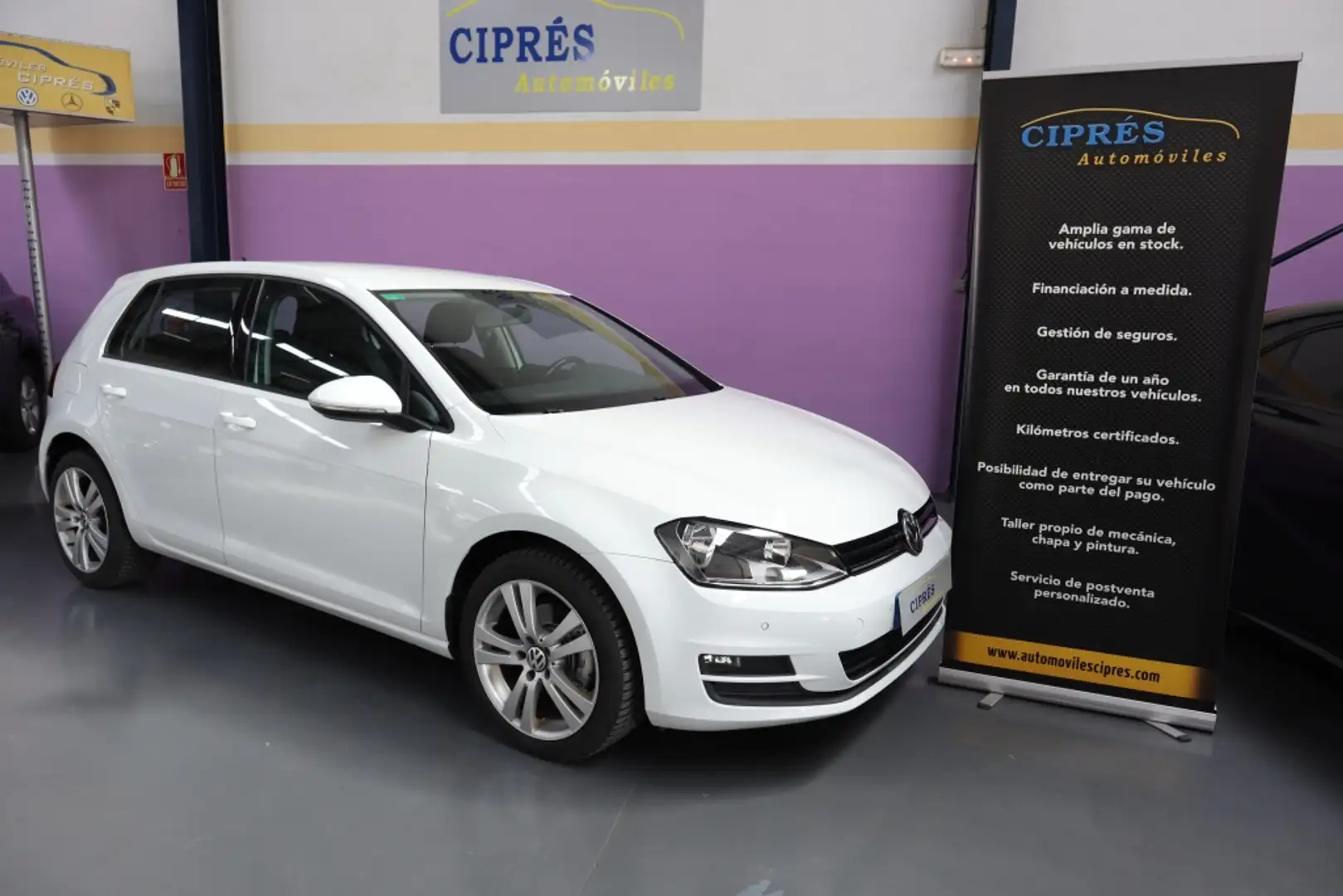 Volkswagen Golf 1.6TDI CR BMT Advance DSG 110 Wit - 1