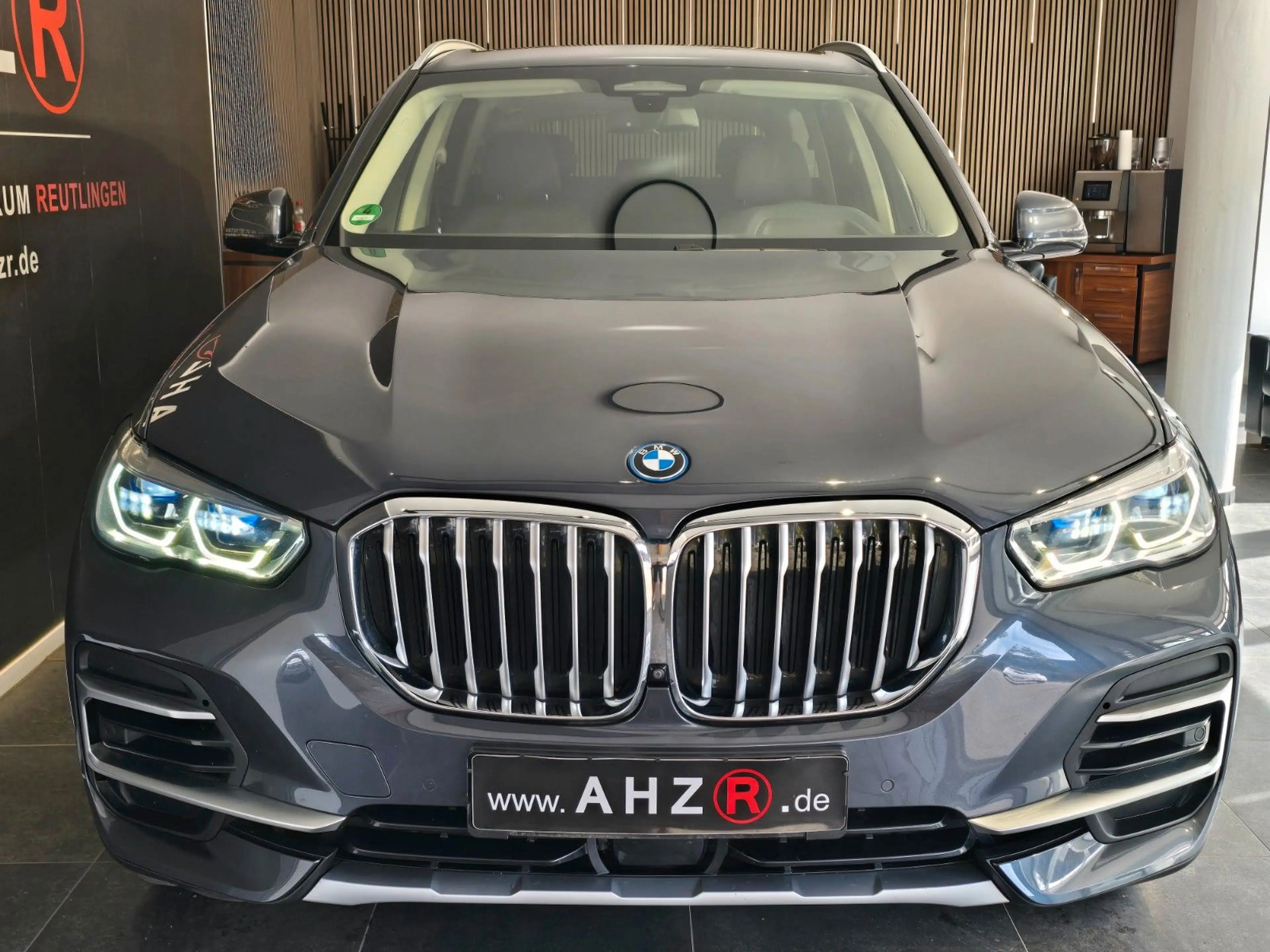 BMW X5 xDrive 45 e xLine*NAVI*HEADUP*LASER*SERVICE N — photo 2