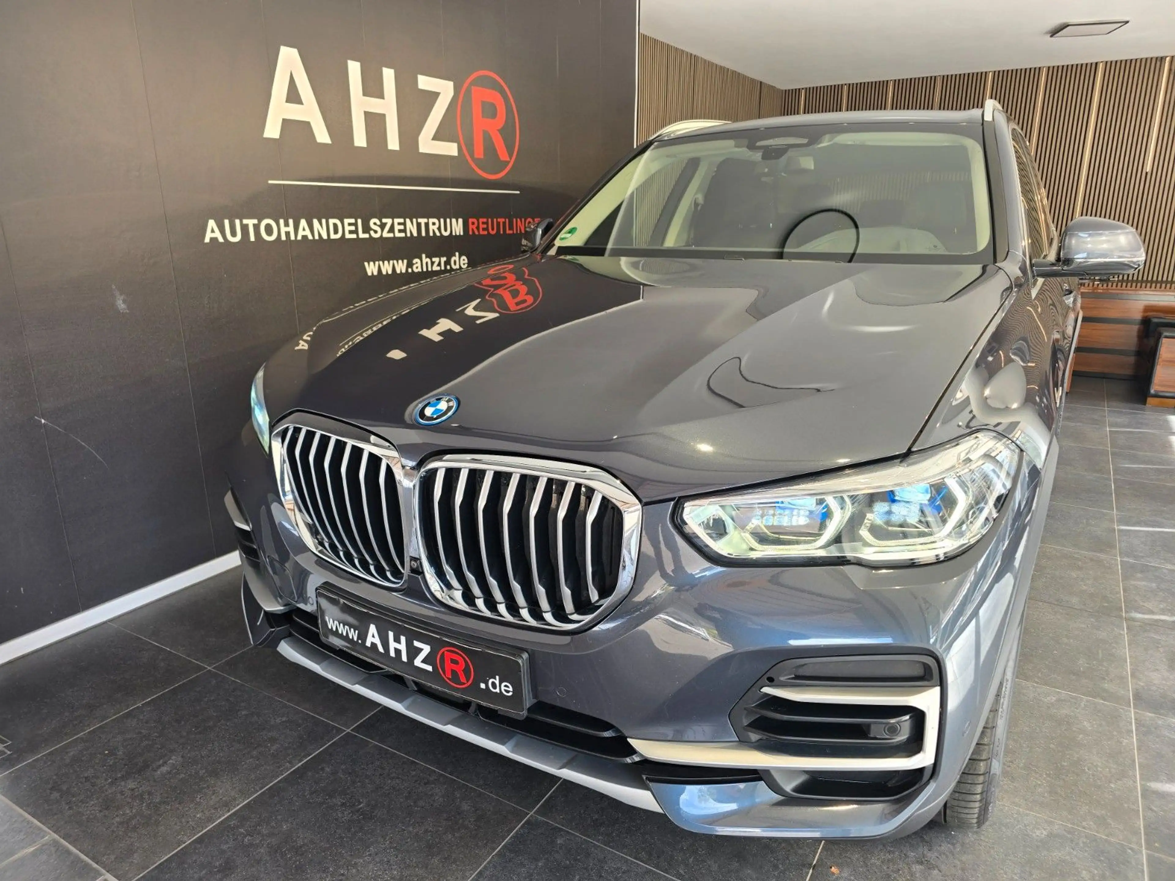 BMW X5 xDrive 45 e xLine*NAVI*HEADUP*LASER*SERVICE N