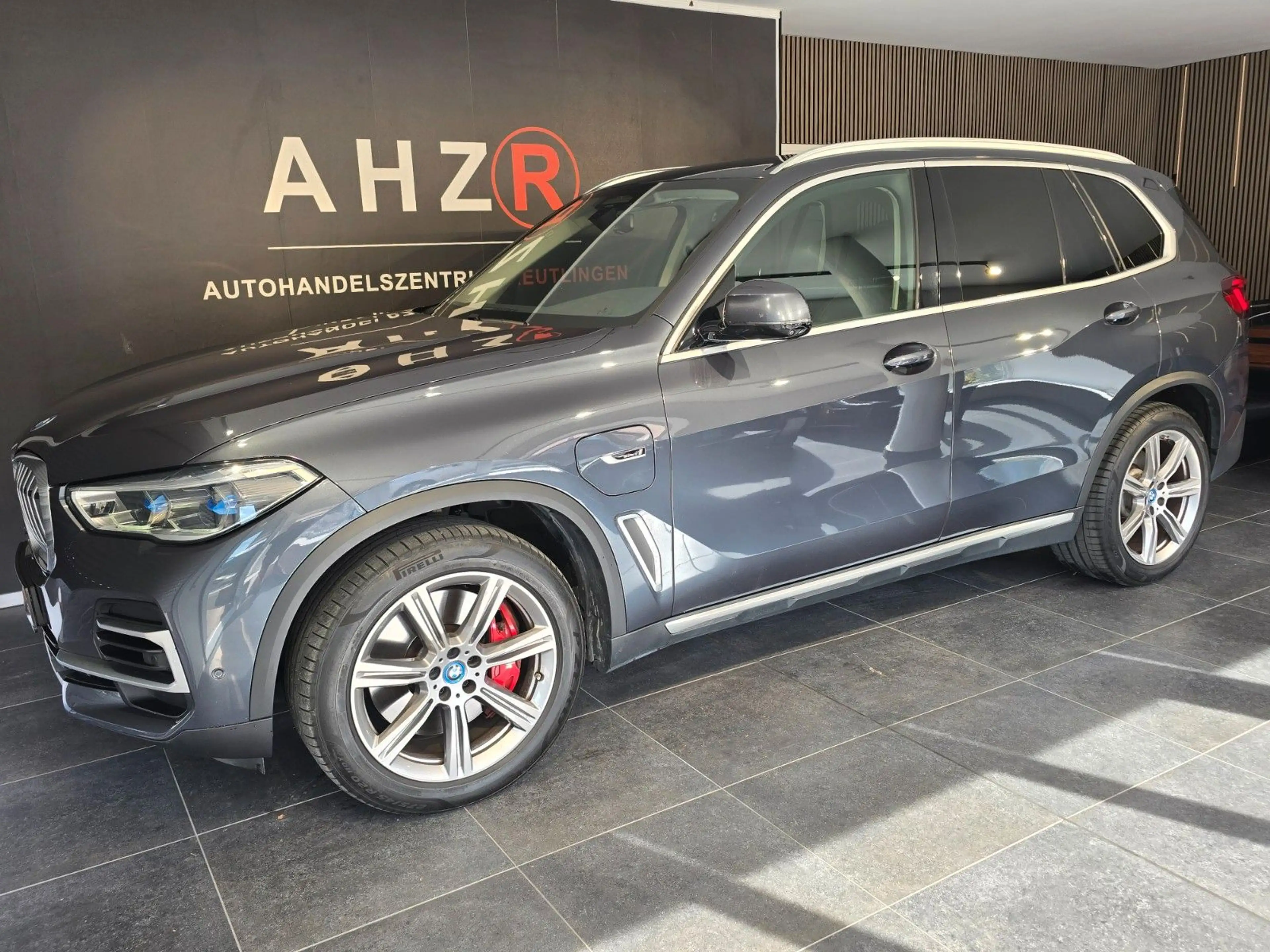 BMW X5 xDrive 45 e xLine*NAVI*HEADUP*LASER*SERVICE N — photo 3