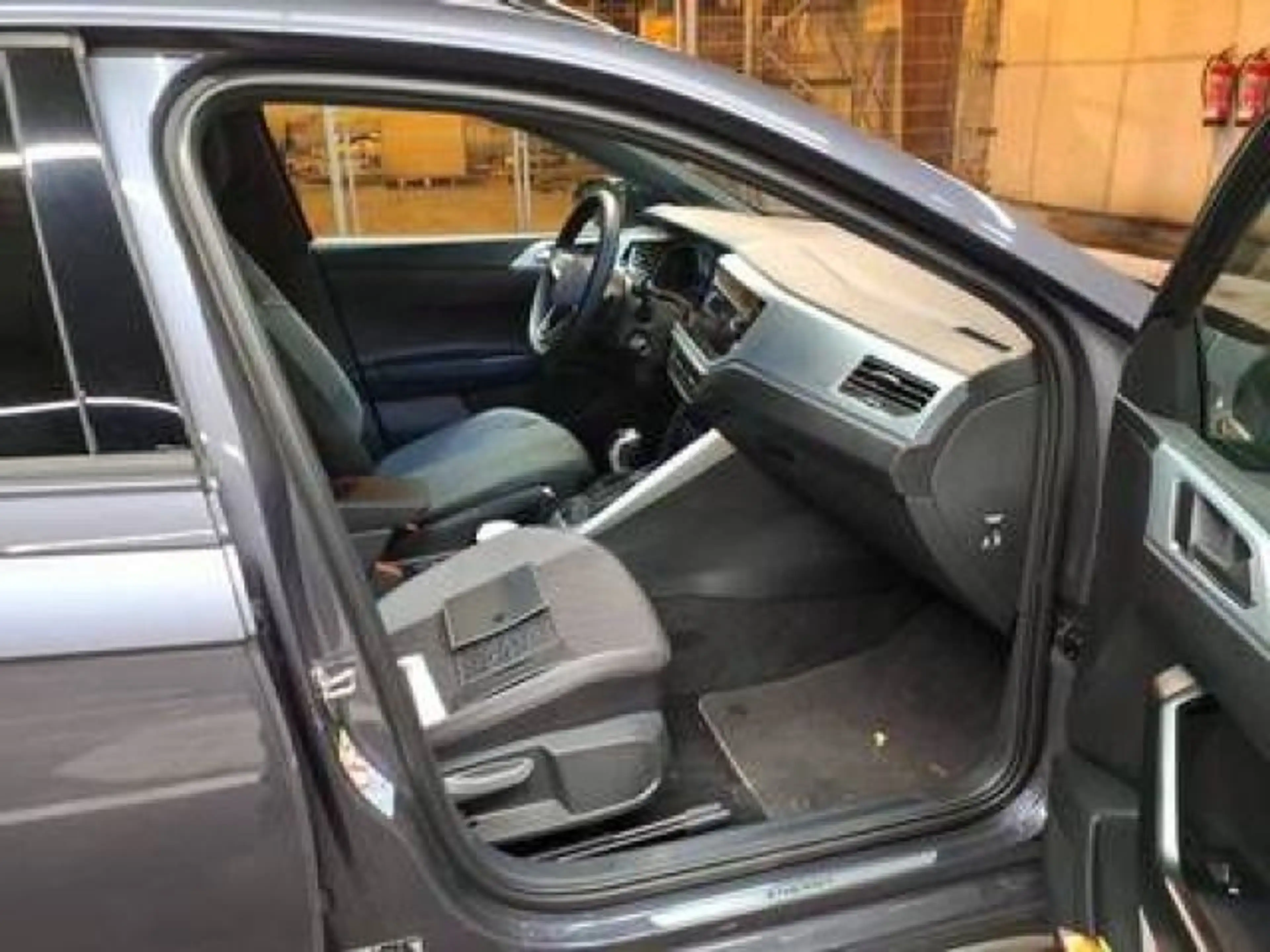Volkswagen Taigo 1.0 TSI DSG ENERGY NAVI KAMERA SITZHZG PDC — photo 4