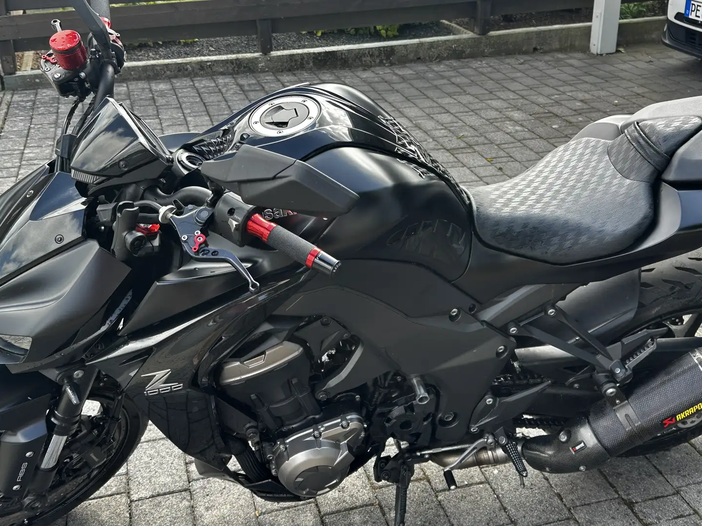 Kawasaki Z 1000 ABS Noir - 1