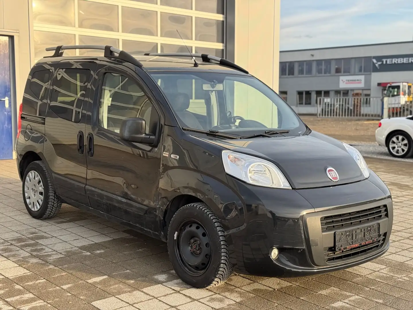 Fiat Qubo MY Qubo 1.3 JTD Automatik 5-Sitzer Klima Schwarz - 2