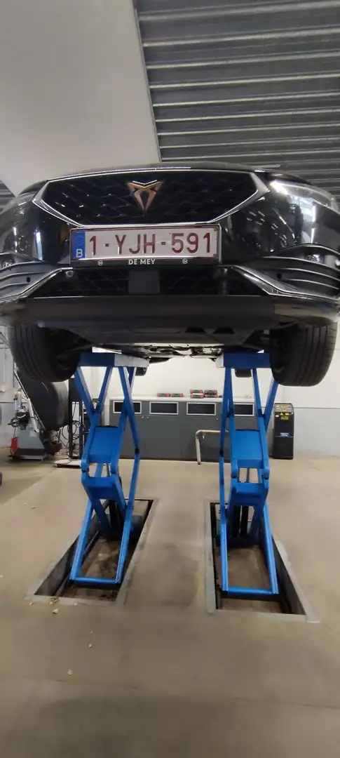 CUPRA Leon Sportstourer 1.4 e-Hybrid 270pk +electro motor - 2