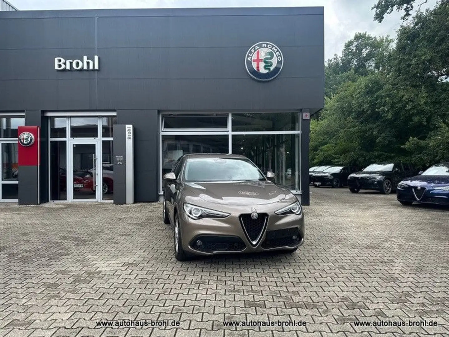 Alfa Romeo Stelvio 150PS Diesel Or - 1