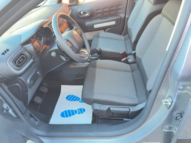 Citroen C3 view 11