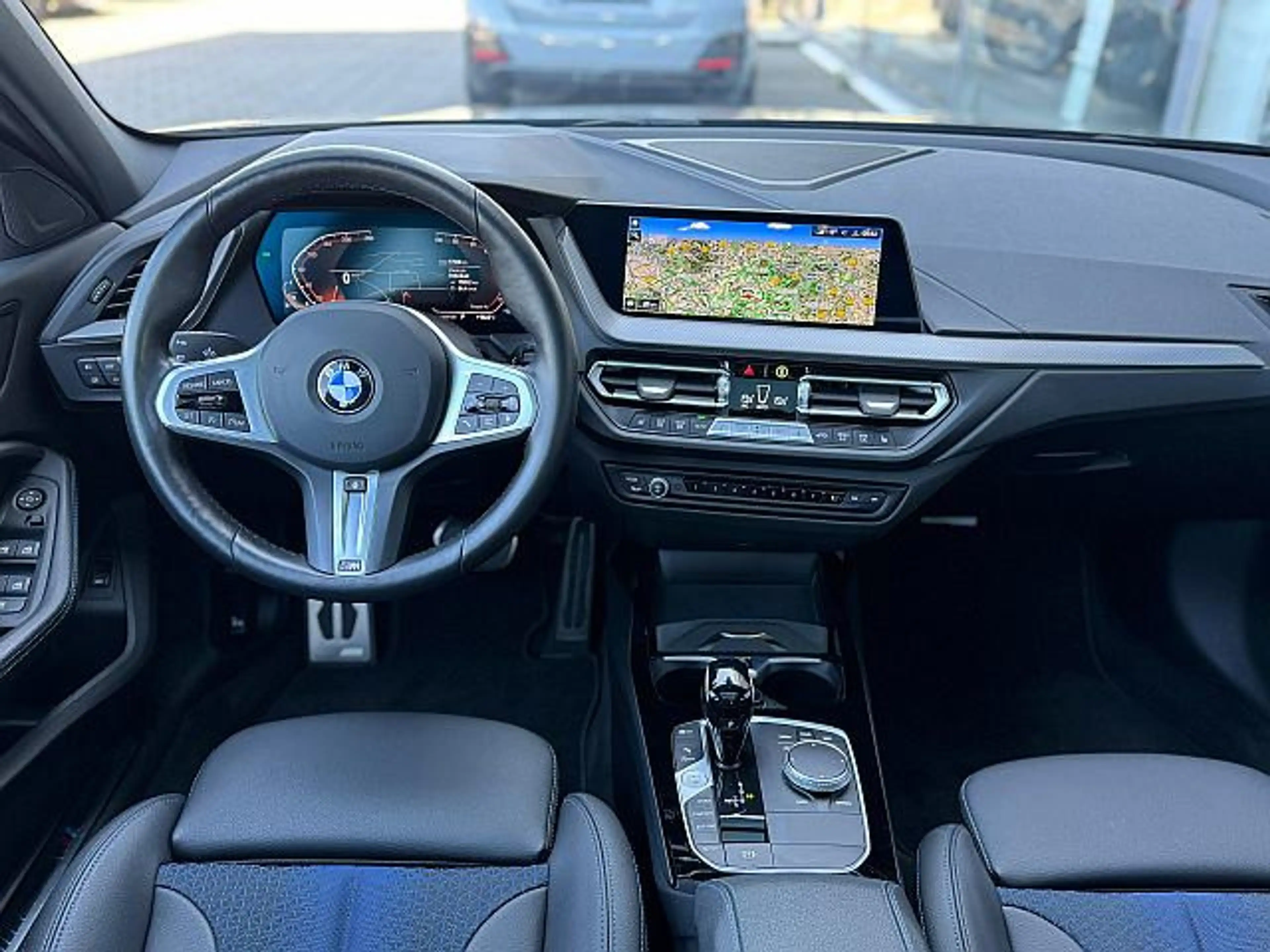BMW 120 i M Sportpaket HIFI°gr.Navi°Pano°HIFI-behLLR — photo 13