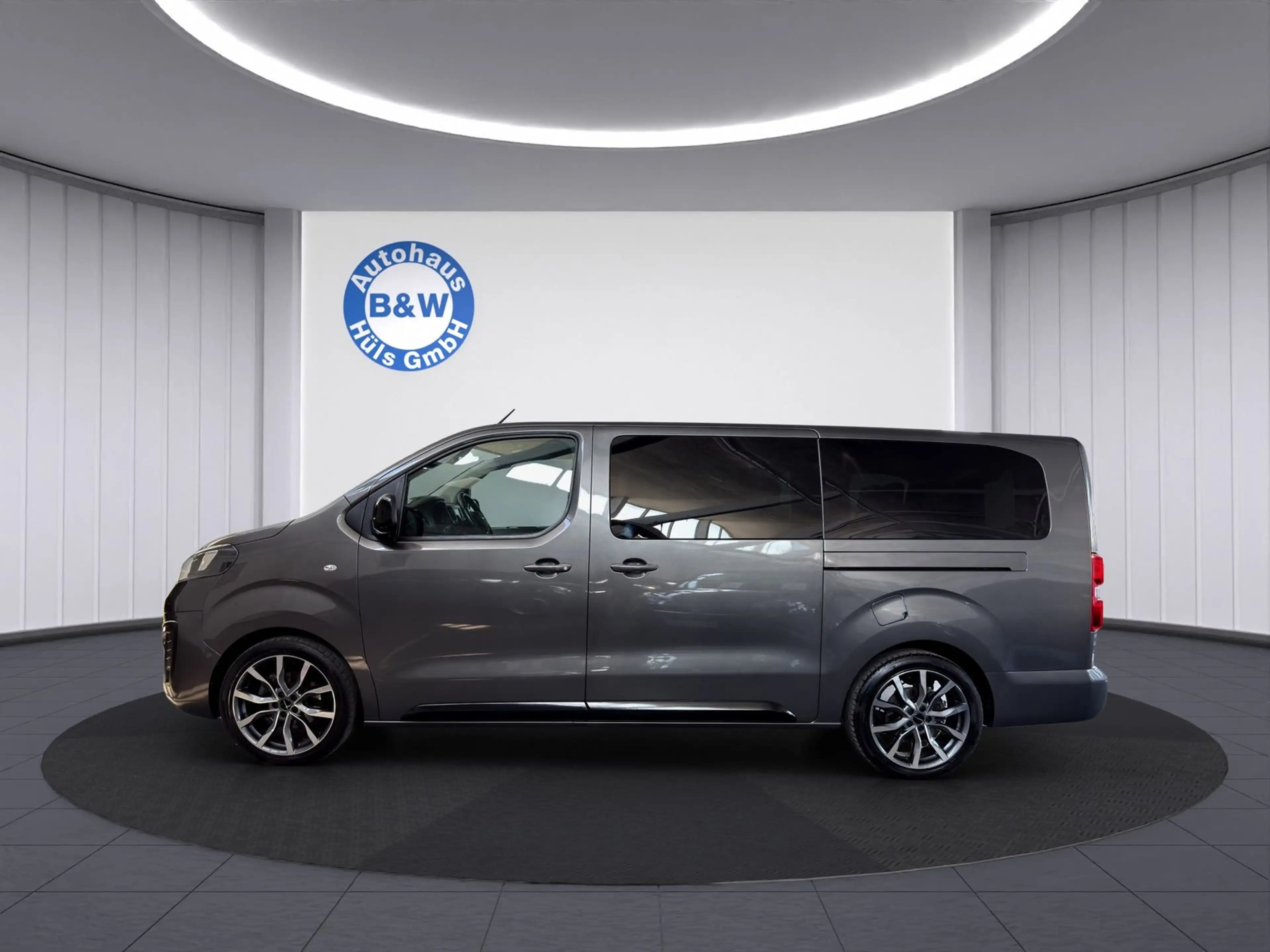 Opel Zafira Tourer L (L3)*7-SITZE*AHK*PANO*MASSAGE* — photo 4