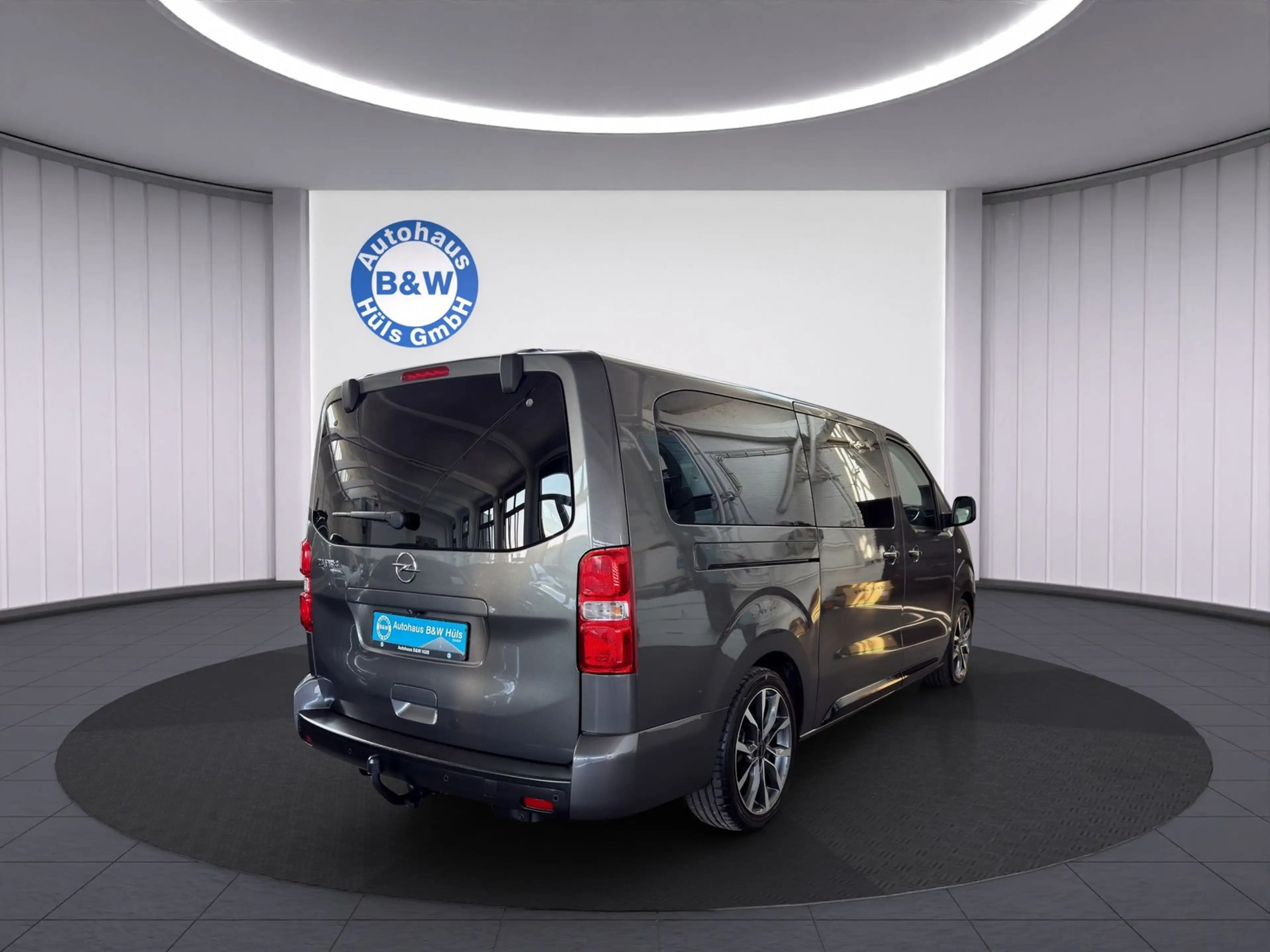 Opel Zafira Tourer L (L3)*7-SITZE*AHK*PANO*MASSAGE* — photo 8