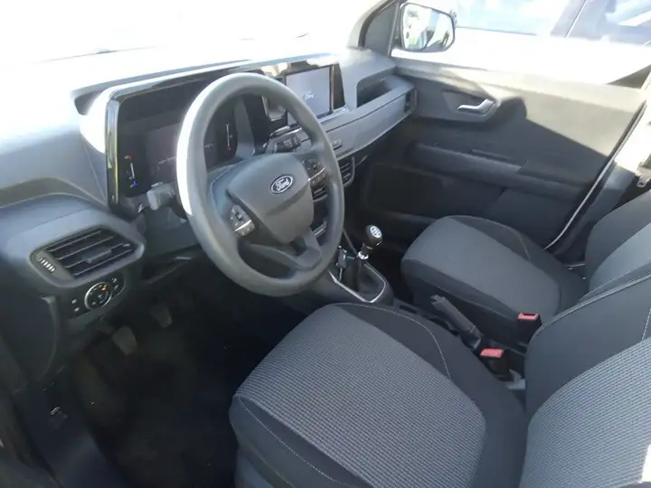 Ford Transit Courier 2026, foto 7