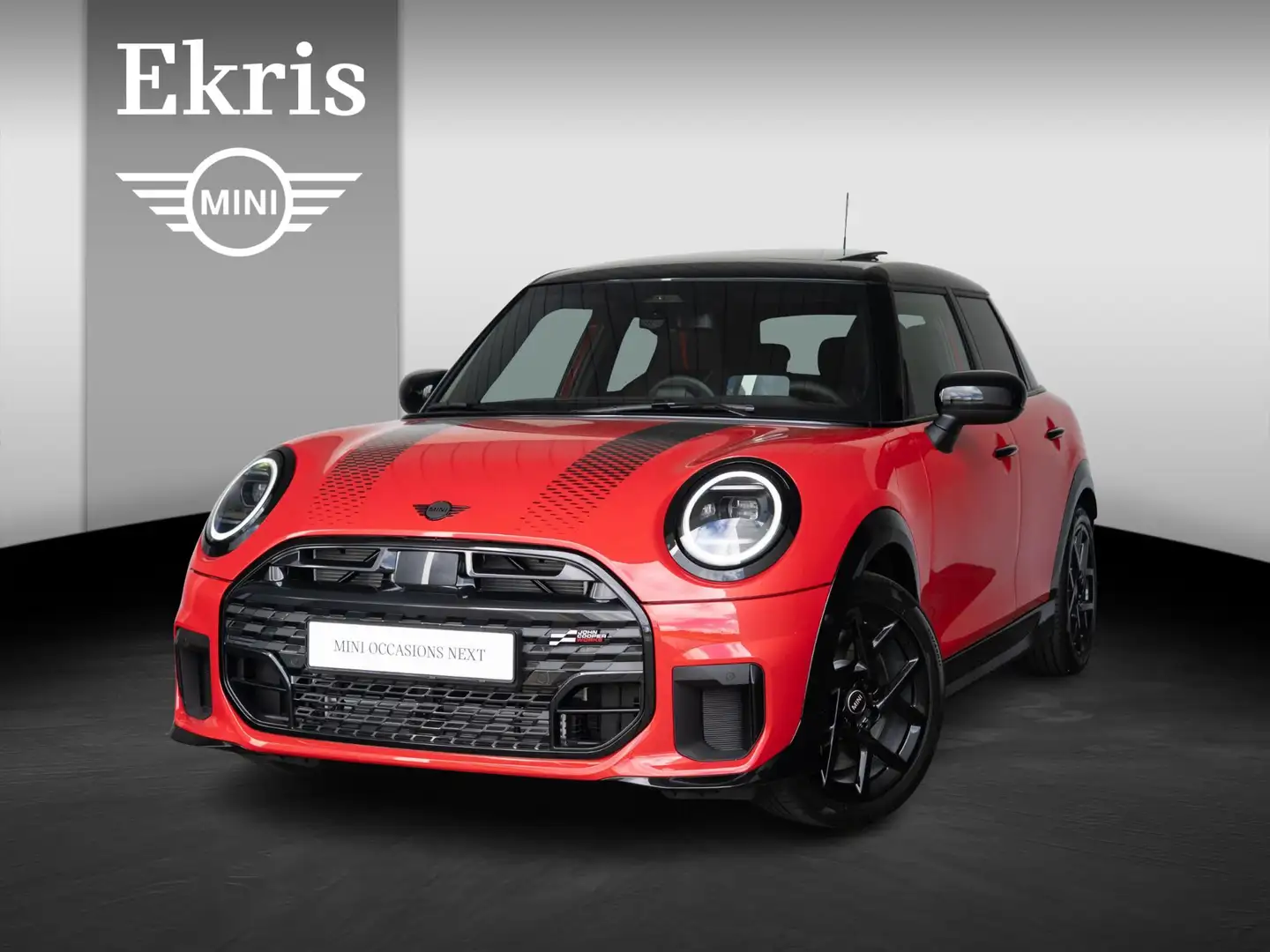 MINI Cooper C 5-deurs JCW + M-pakket Rood - 1