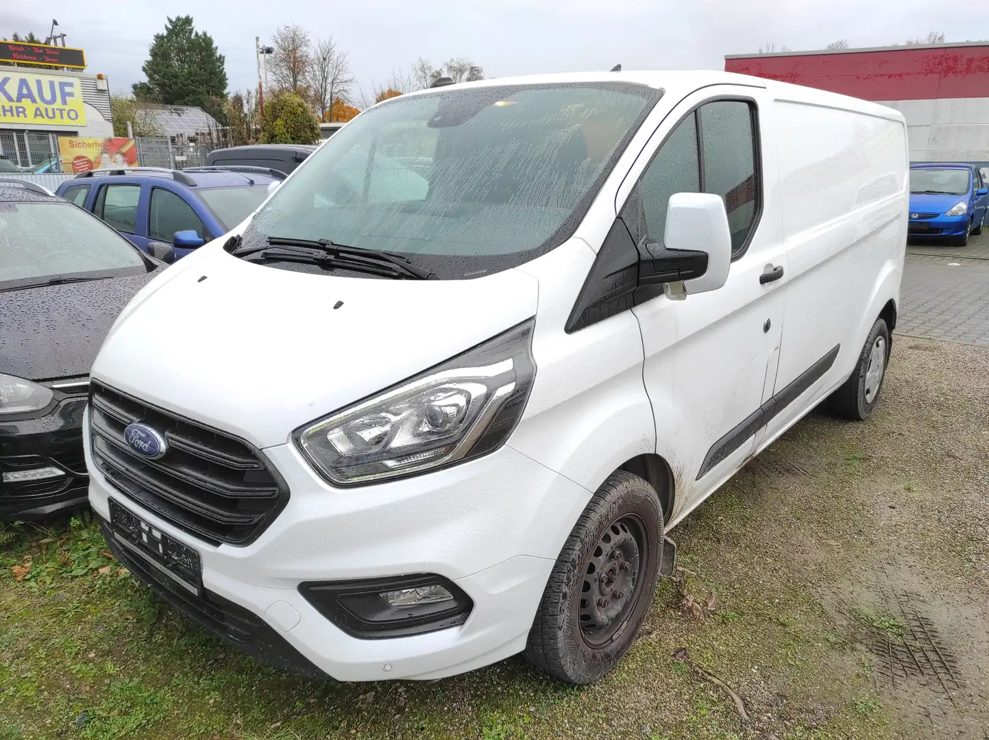 Ford Transit Custom 320 L2 KLIMA PDC EURO-6 LED 6-GANG LANG-VERSION Weiß - 2