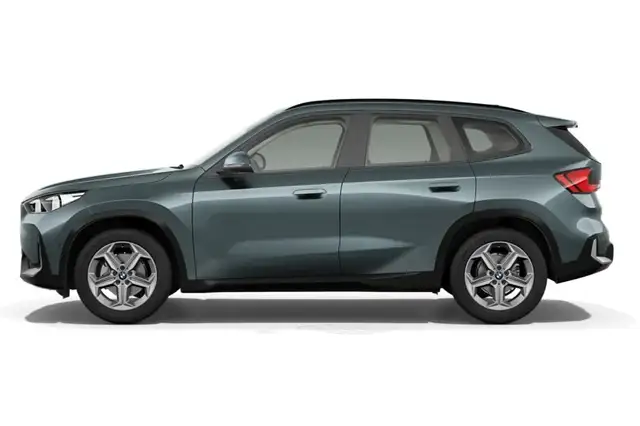 BMW X1 view 3