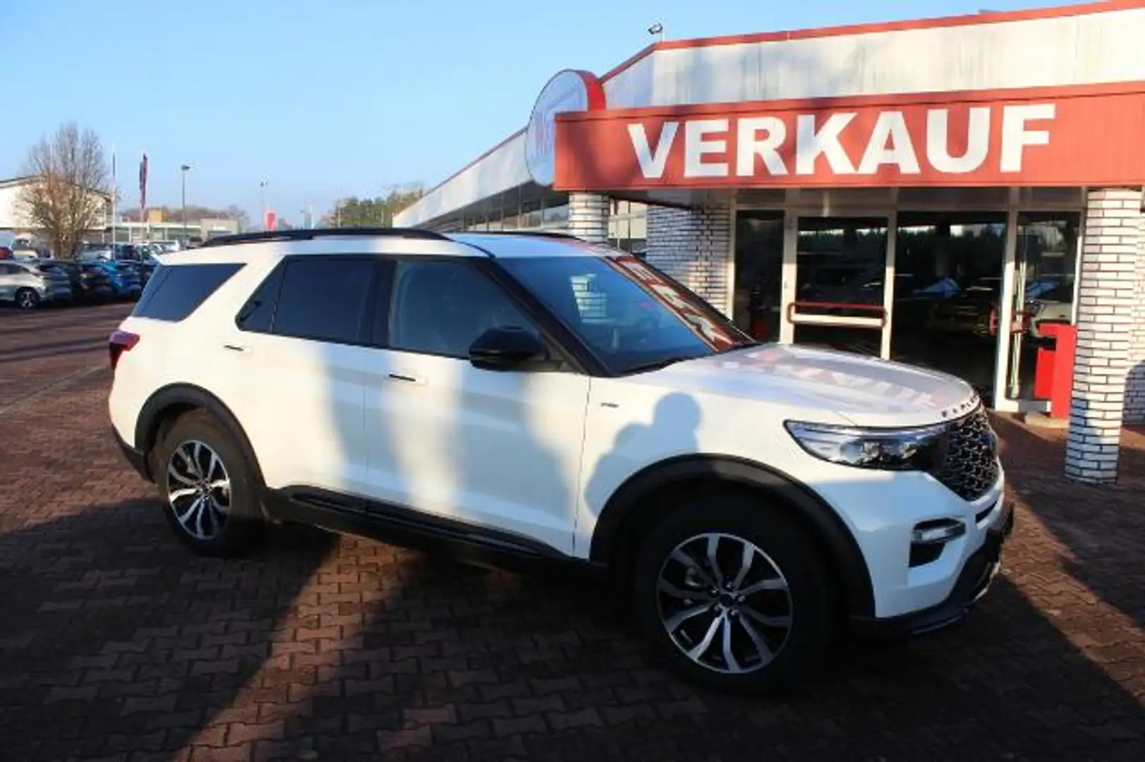 Ford Explorer ST Line PHEV / AHK + 7 Sitzer + PANO + LEDER Bianco - 1