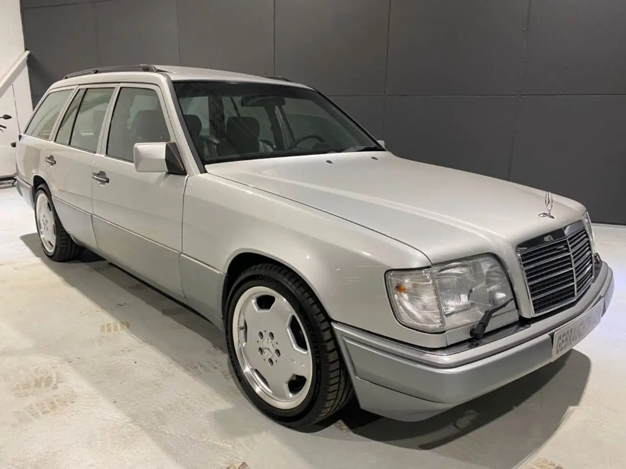 Mercedes-Benz E 36 AMG *H-Kennzeichen*Leder*SHZ*, foto 3