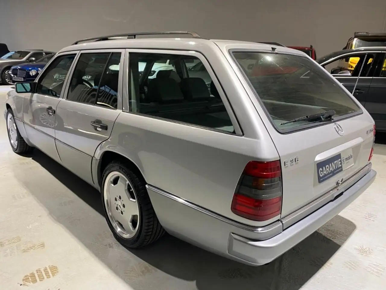 Mercedes-Benz E 36 AMG *H-Kennzeichen*Leder*SHZ*, foto 6