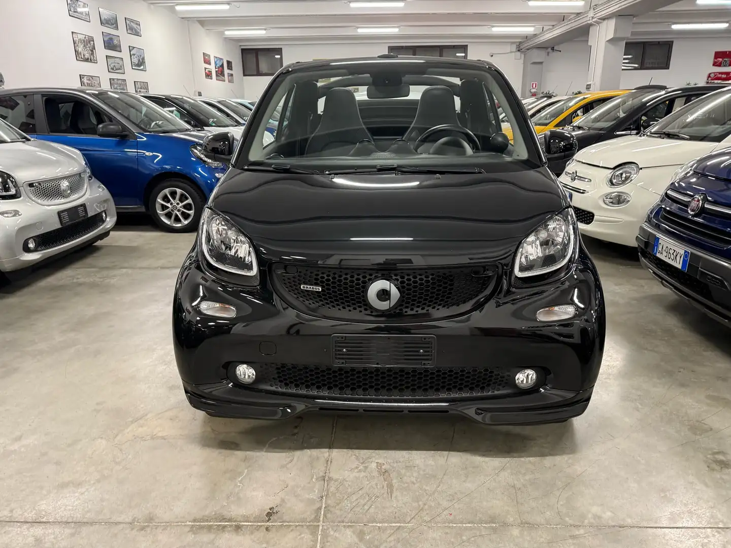 smart forTwo Cabrio 0.9 t Brabus Xclusive 109cv twinamic my18 Nero - 2