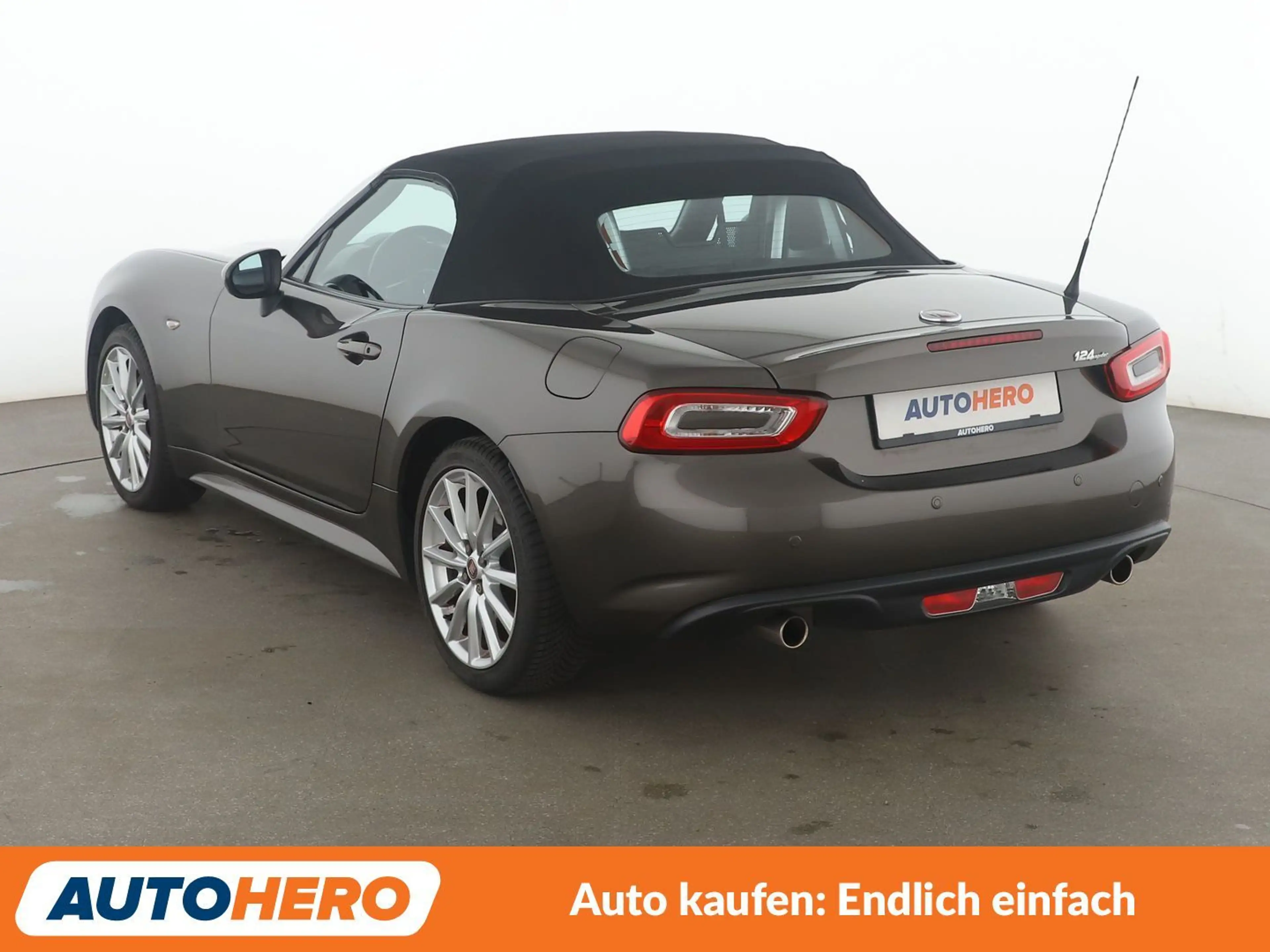 Fiat 124 Spider 1.4 Turbo Lusso*PDC*SHZ*KLIMA*TEMPO*GARANTIE* — photo 4