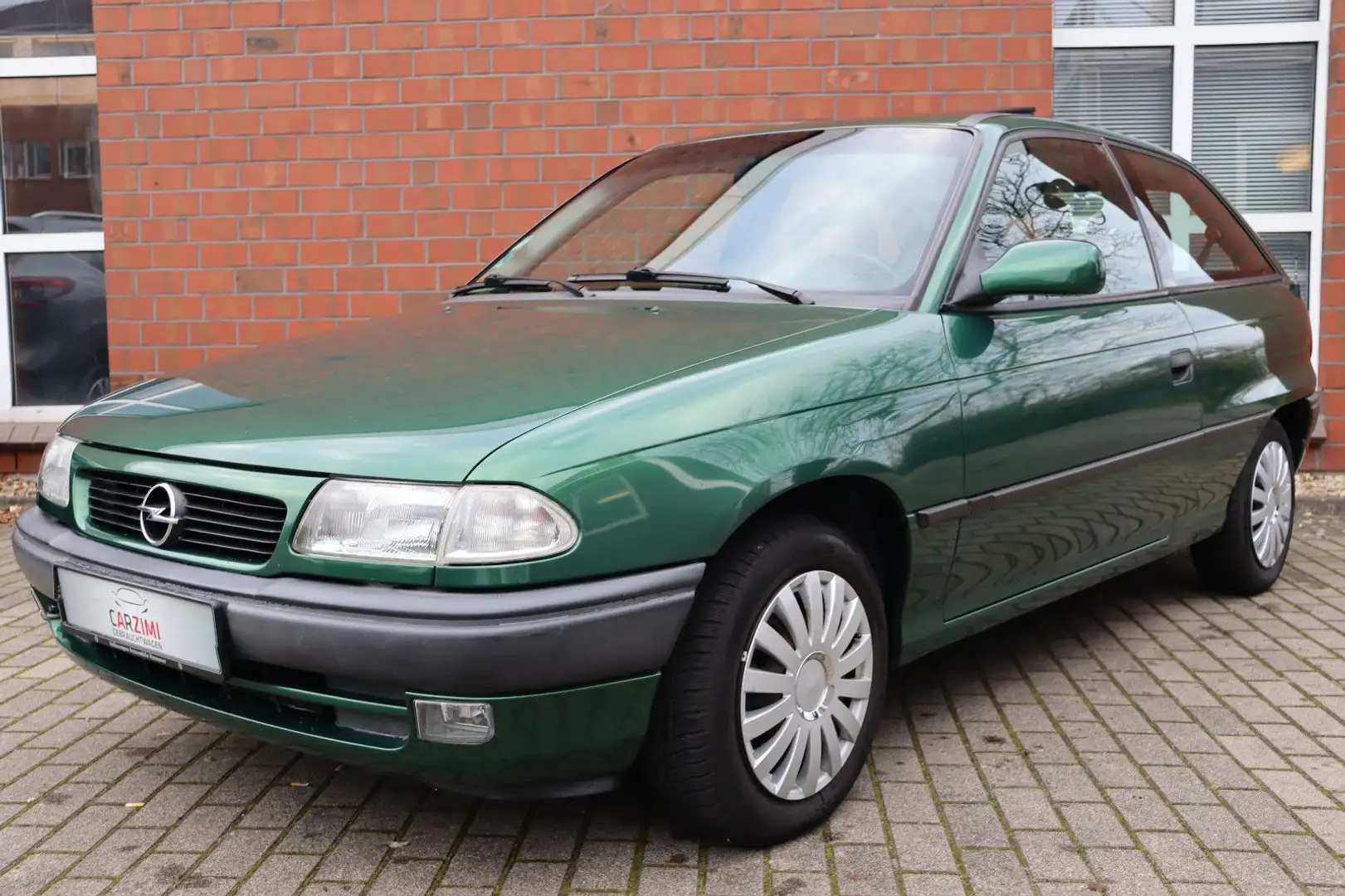 Opel Astra 1.6 Schiebedach 2.Hand Grün - 2