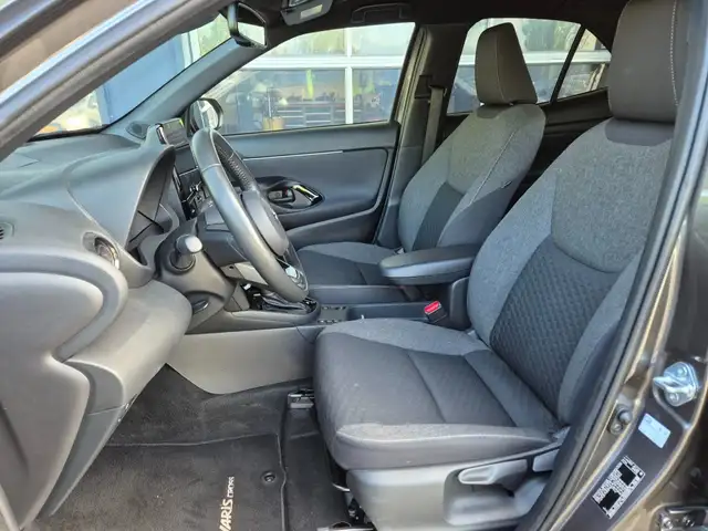 Toyota Yaris Cross view 9
