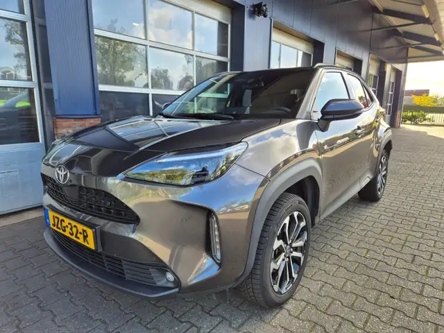 2025 Toyota Yaris Cross in Grey for sale